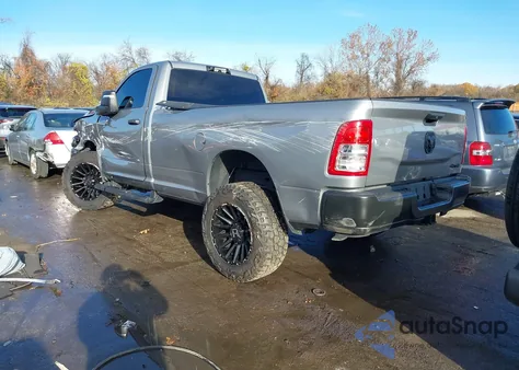 2024 Ram 2500 Tradesman 4X4 8' Box from USA, damaged, VIN 3C6MR5AJ2RG269547